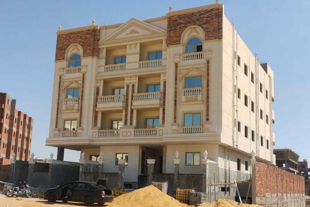 الثالثF72